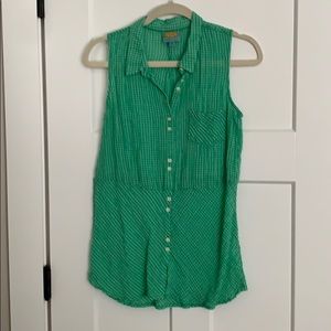 Green sleeveless top